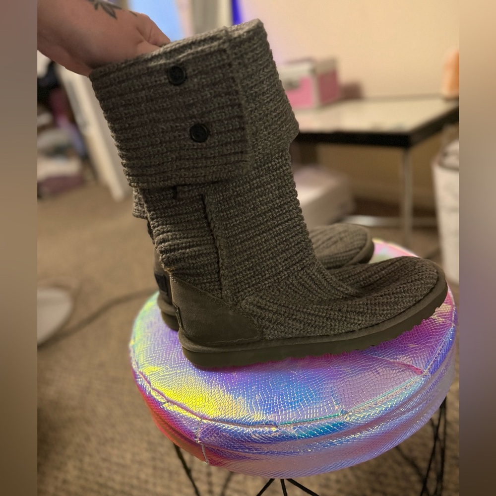 UGG Grey Famous Knit Boots - Picture 8 of 13